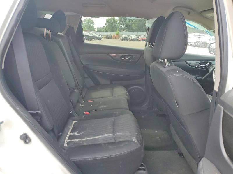 2018 NISSAN ROGUE SV 11
