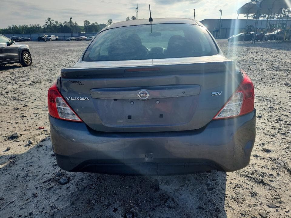 2019 NISSAN VERSA SV 6