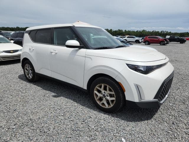 2024 KIA SOUL LX 4