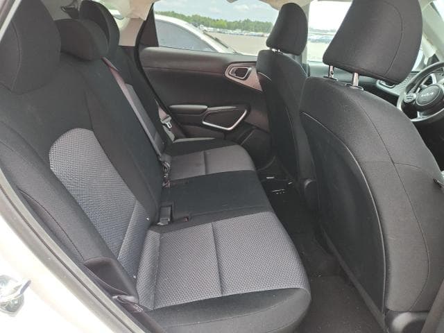 2024 KIA SOUL LX 10