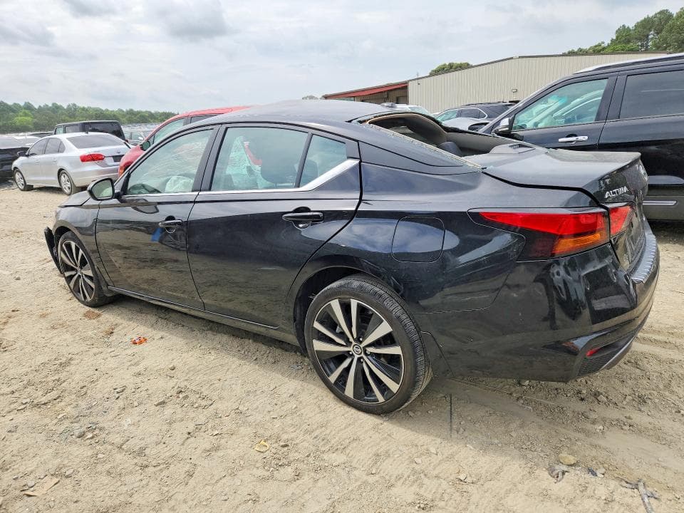 2022 NISSAN ALTIMA SR SR 2