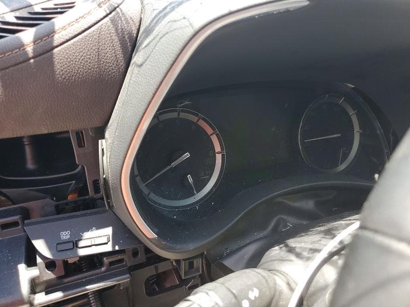 2020 TOYOTA HIGHLANDER LIMITED LIMITED 9