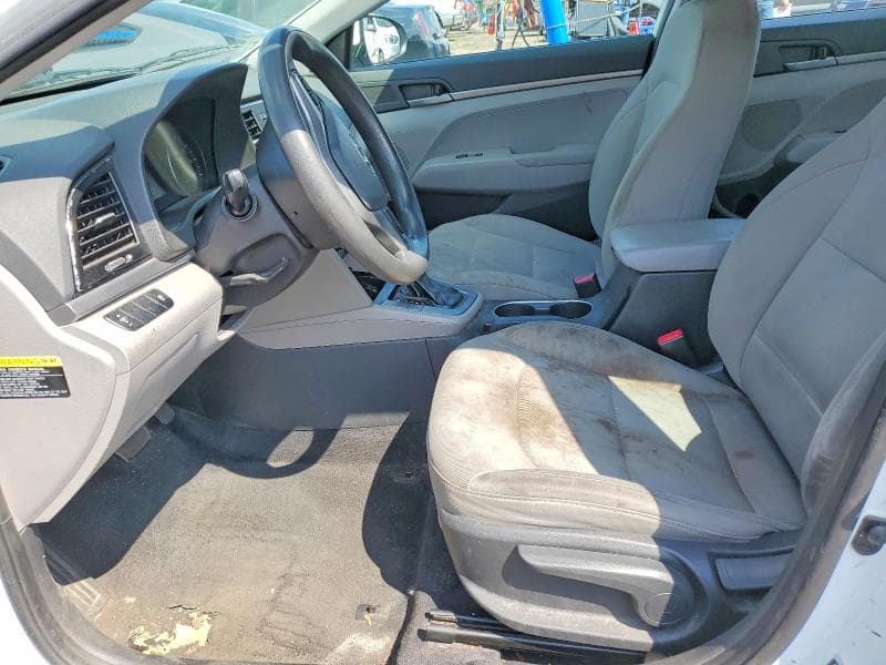 2017 HYUNDAI ELANTRA SE 7