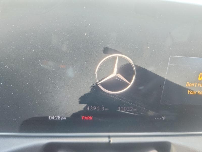 2022 MERCEDES-BENZ C 300 300 9