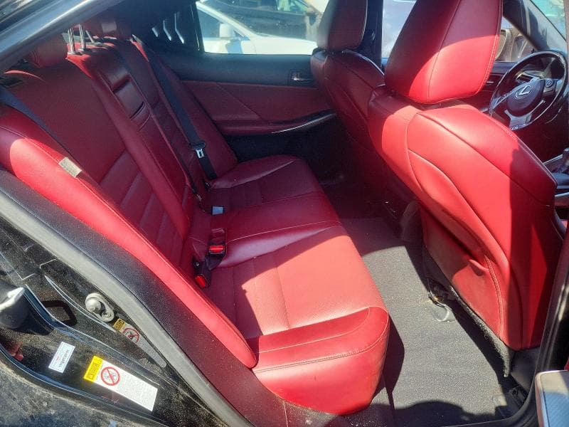2016 LEXUS IS 300 10