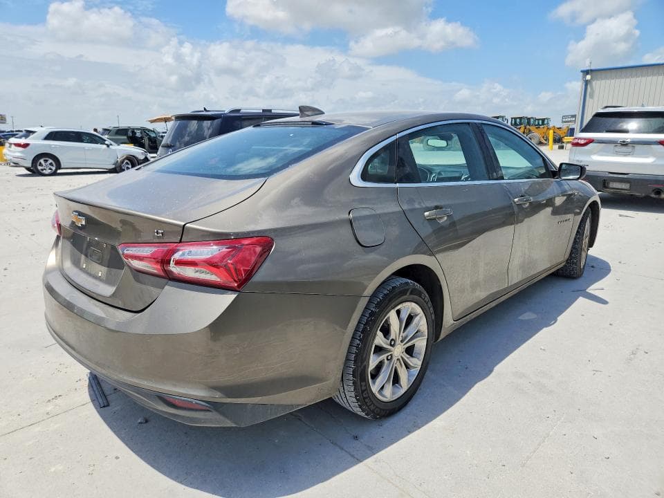 2020 CHEVROLET MALIBU LT 3