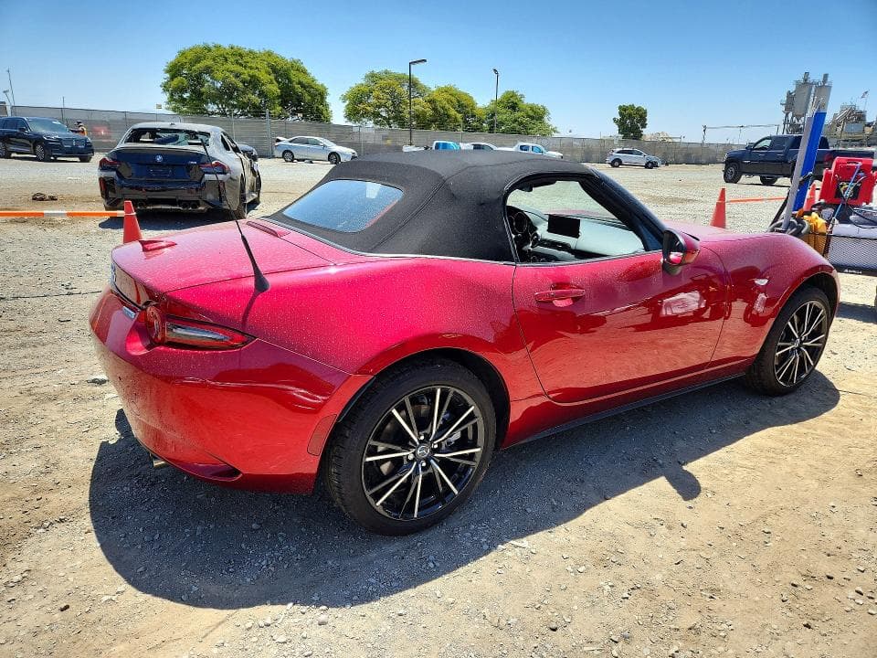 2025 MAZDA MX-5 MIATA GRAND TOURING 3