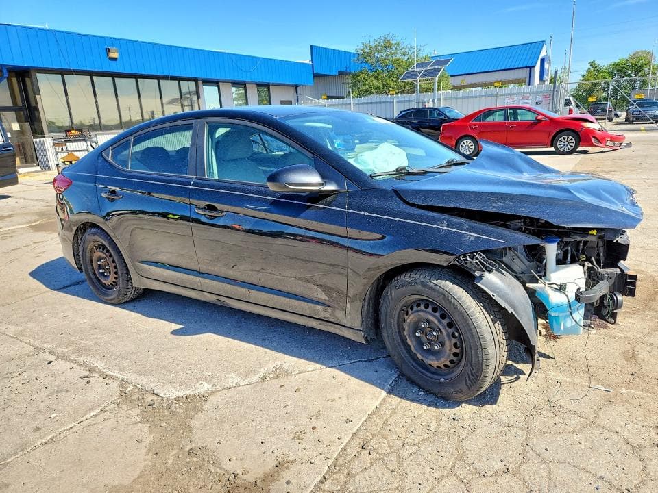 2017 HYUNDAI ELANTRA SE SE 4