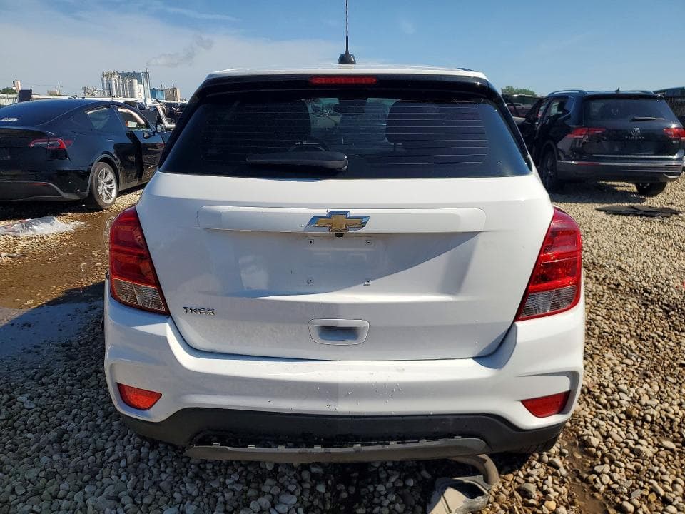2018 CHEVROLET TRAX LS 6