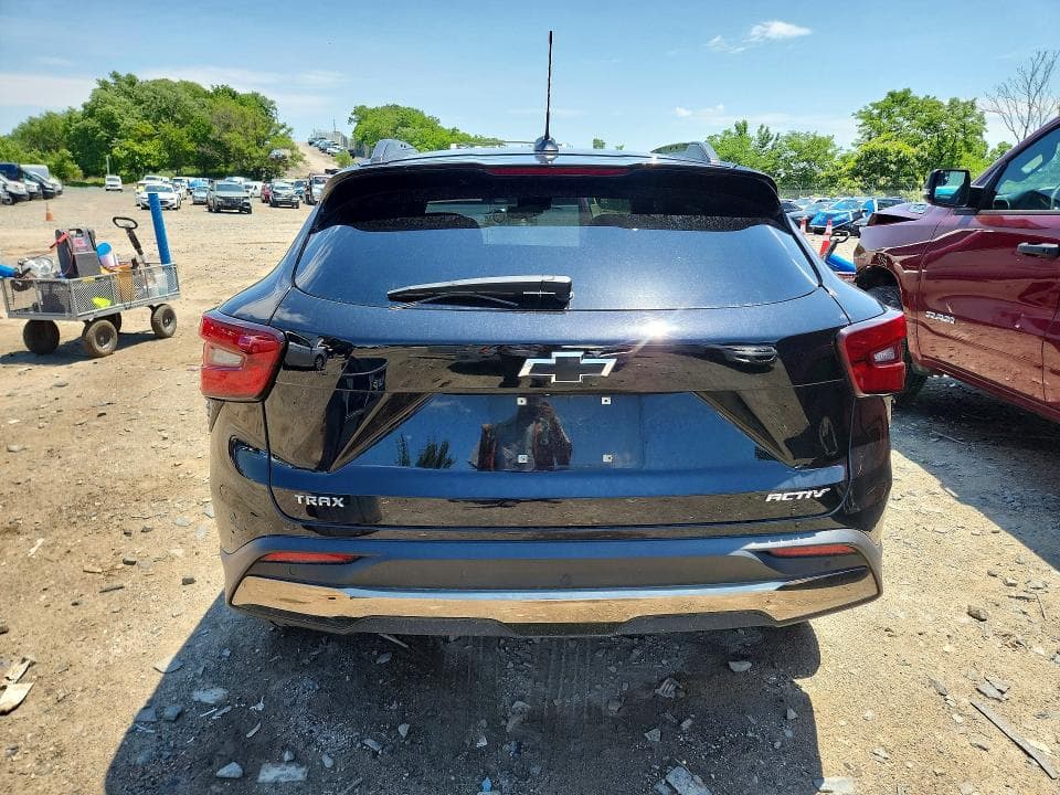 2025 CHEVROLET TRAX ACTIV 6