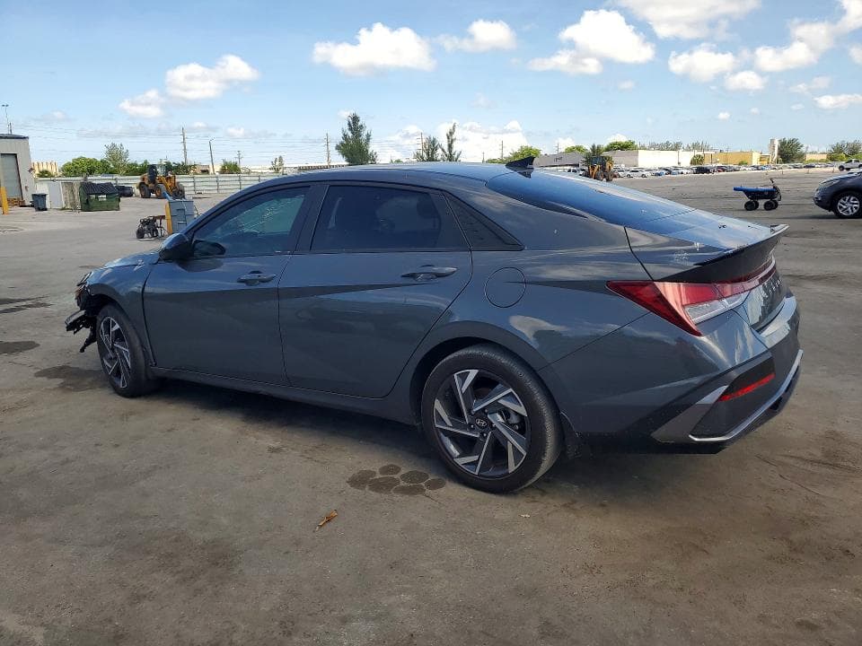 2025 HYUNDAI ELANTRA SEL SPORT 2