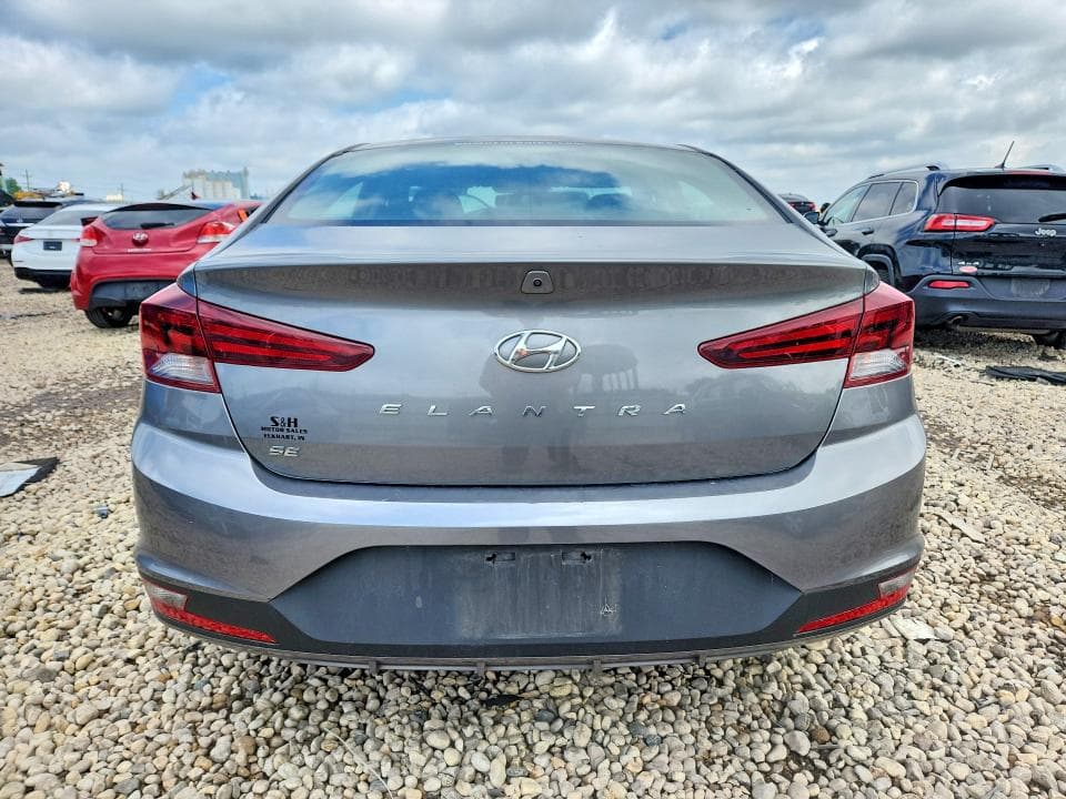 2019 HYUNDAI ELANTRA SE SE 6