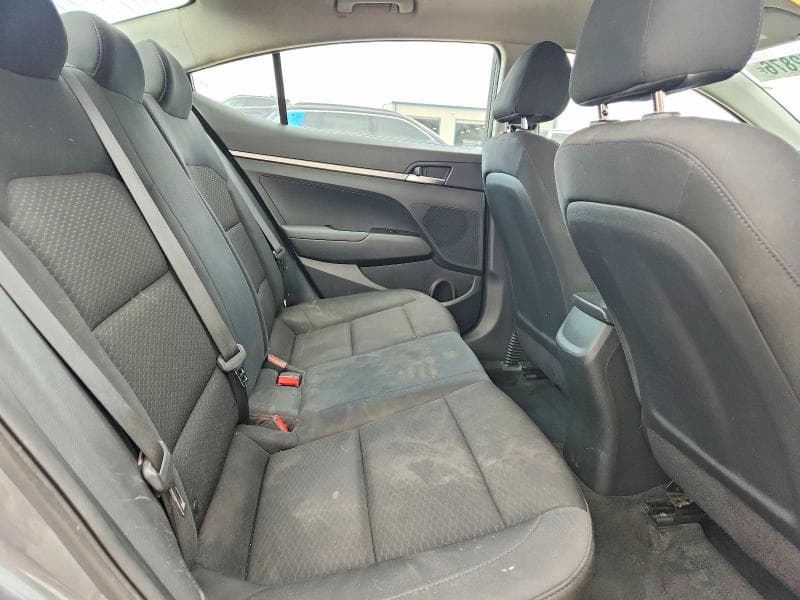 2019 HYUNDAI ELANTRA SE SE 10
