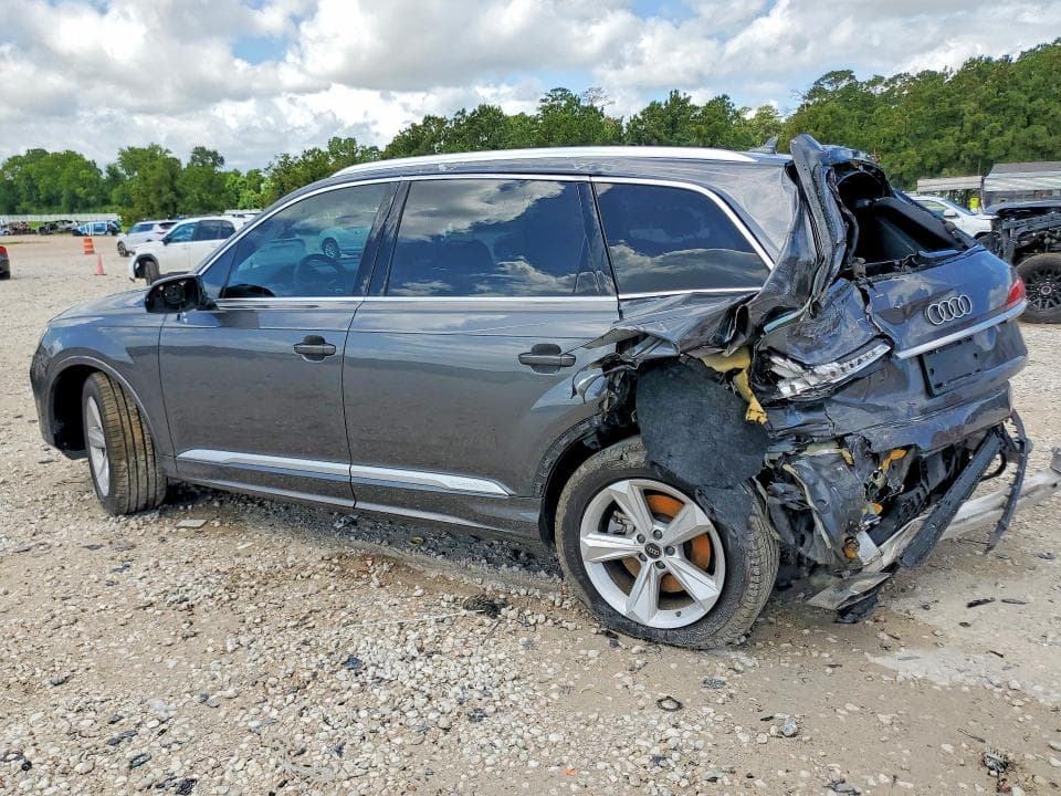 2025 AUDI Q7 PREMIUM 2