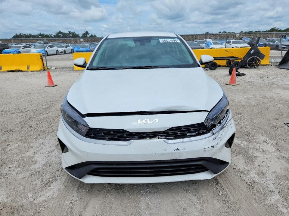 2023 KIA FORTE LXS 5