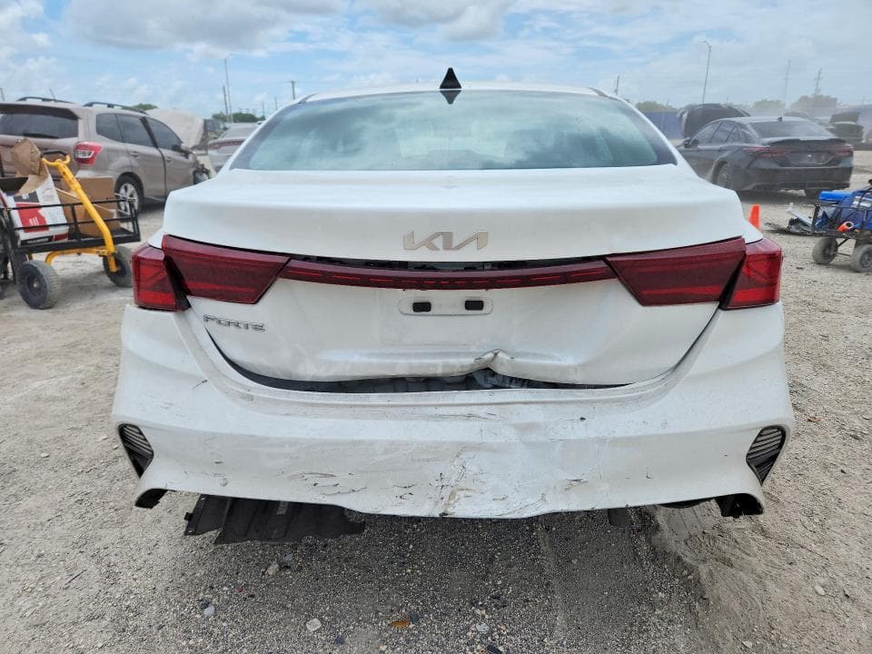 2023 KIA FORTE LXS 6