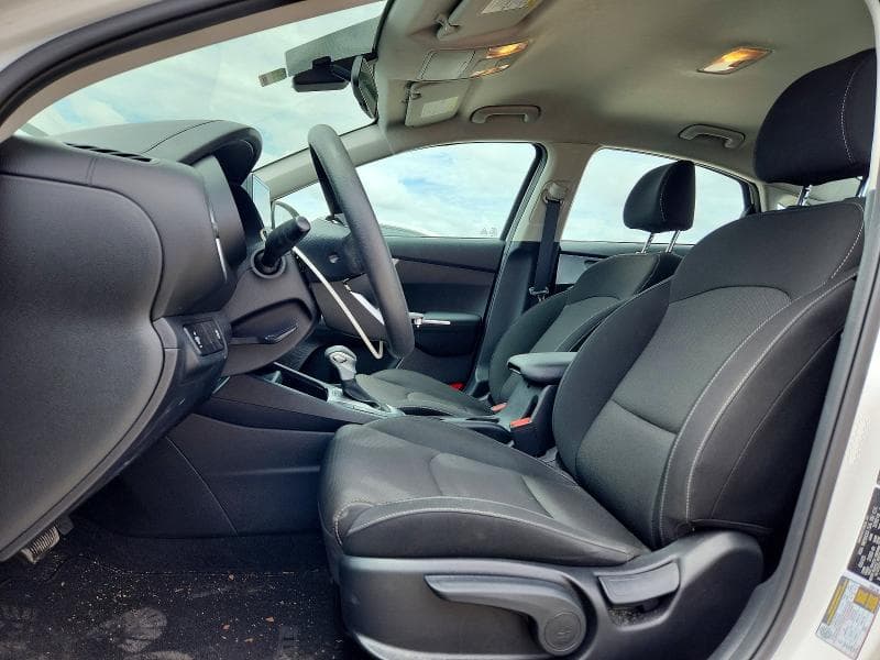 2023 KIA FORTE LXS 7