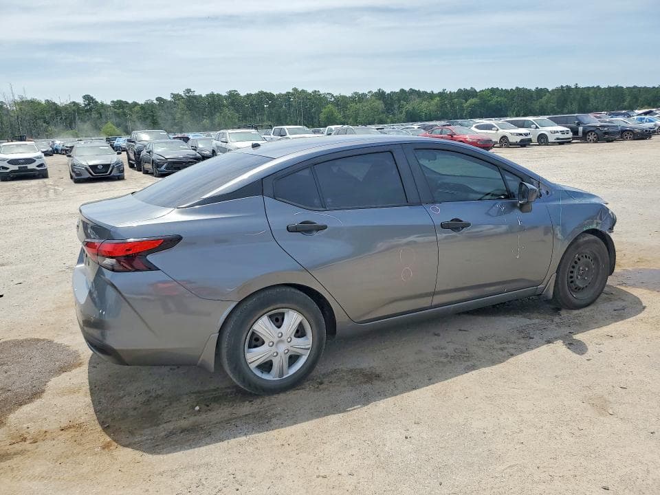 2021 NISSAN VERSA S 3