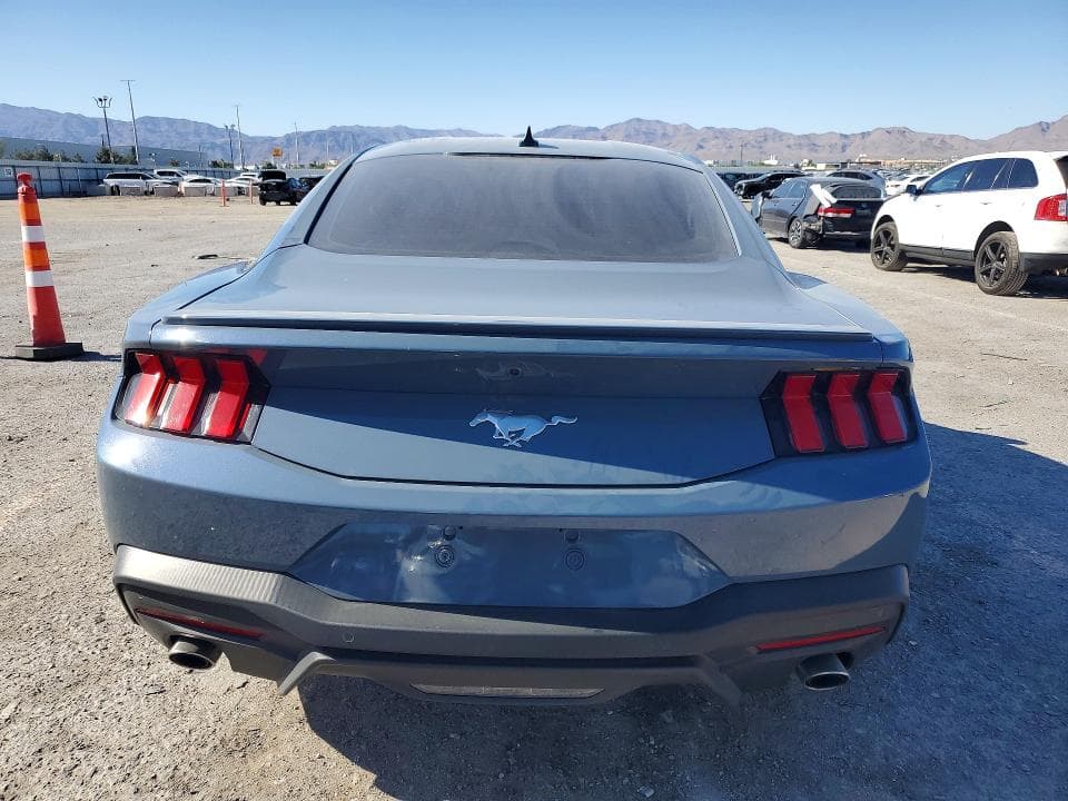 2025 FORD MUSTANG 6