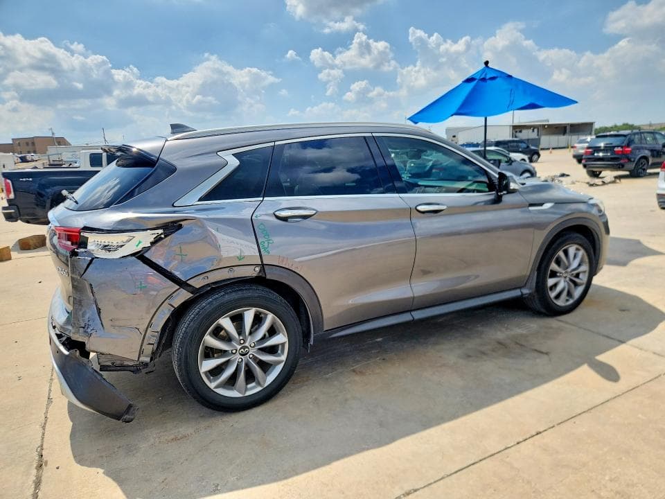 2020 INFINITI QX50 LUXE LUXE 3