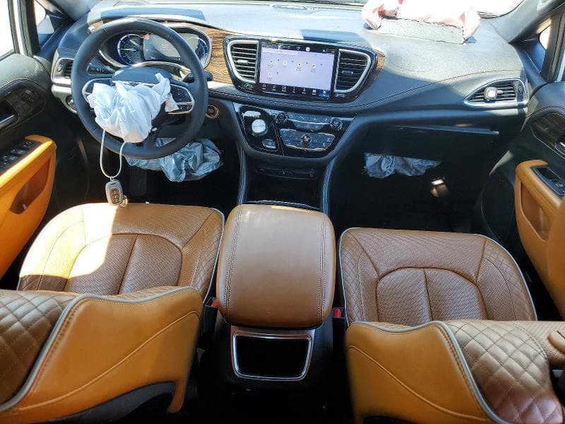 2023 CHRYSLER PACIFICA HYBRID PINNACLE HYBRID PINNACLE 8