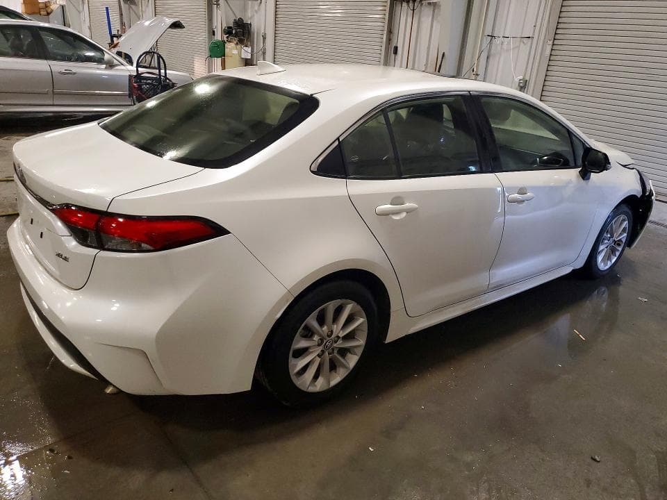 2020 TOYOTA COROLLA XLE XLE 3