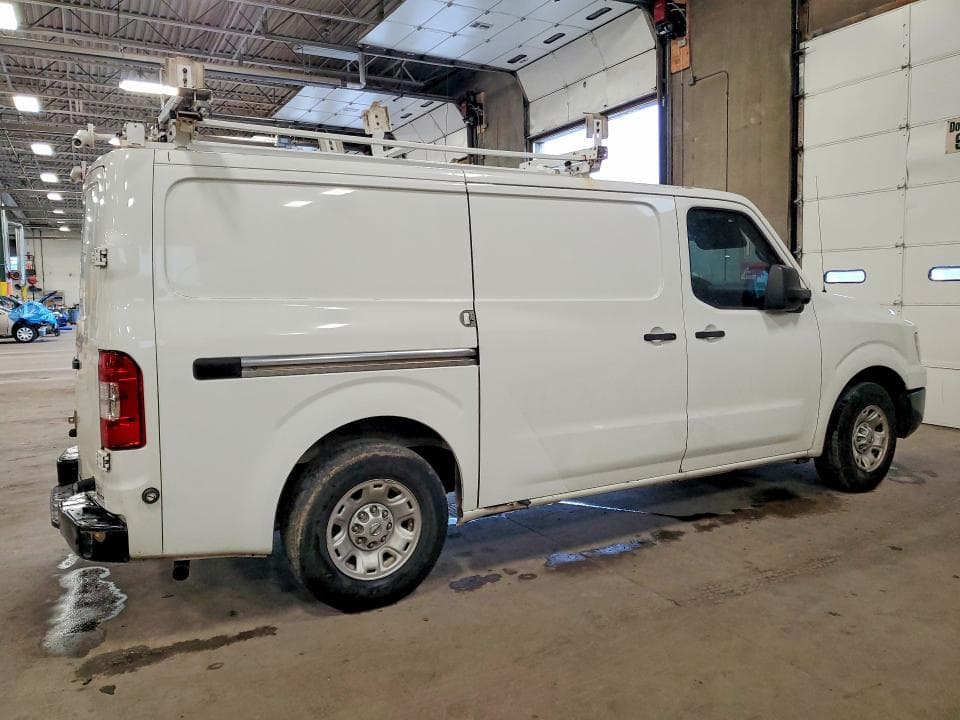 2017 NISSAN NV 1500 SV 3