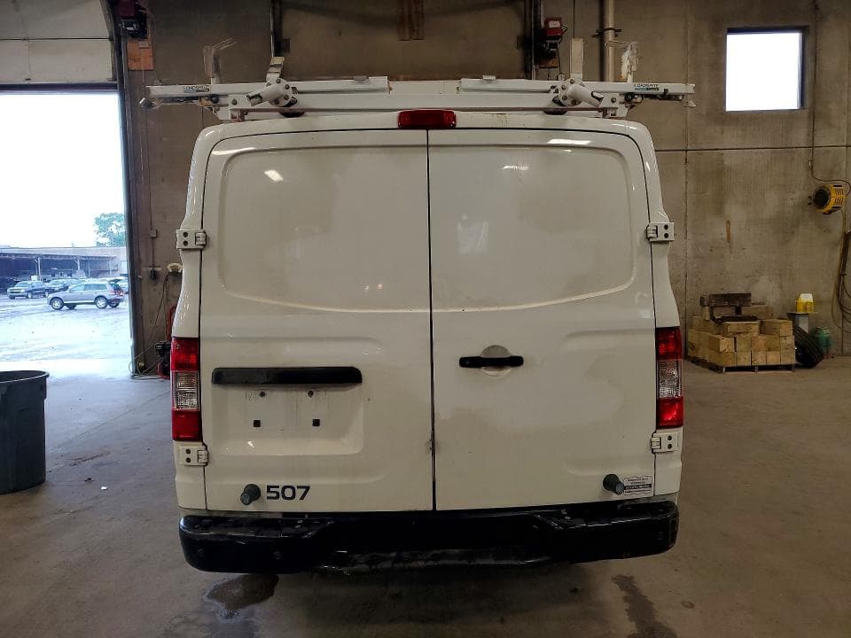 2017 NISSAN NV 1500 SV 6