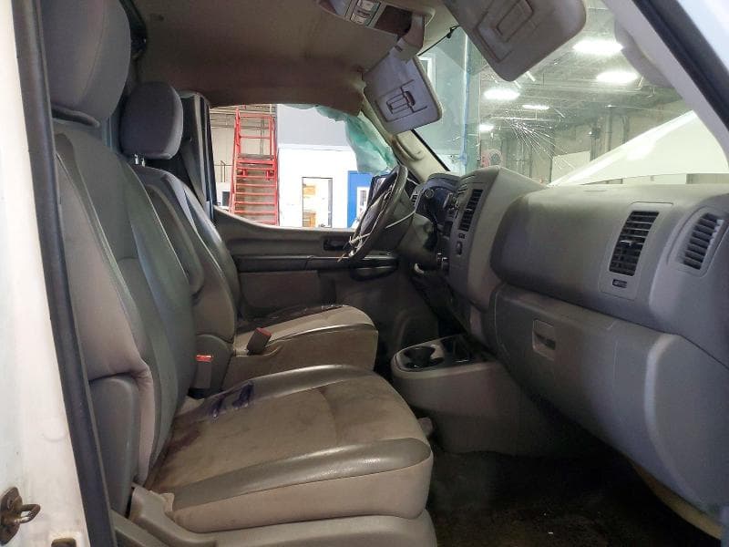 2017 NISSAN NV 1500 SV 7
