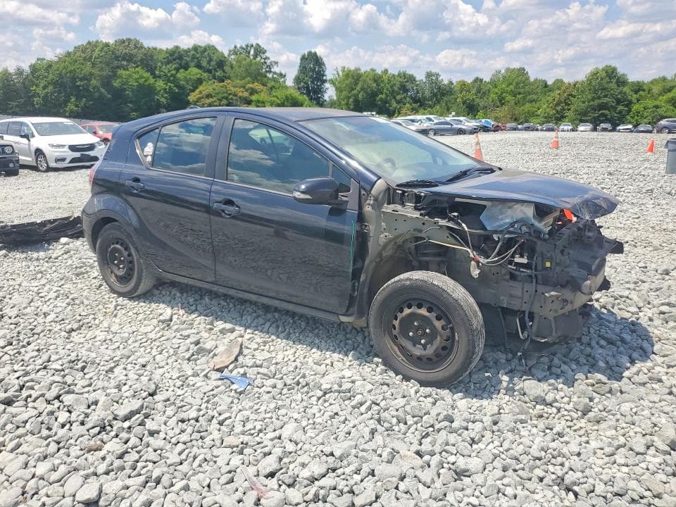 2016 TOYOTA PRIUS C ONE ONE 4
