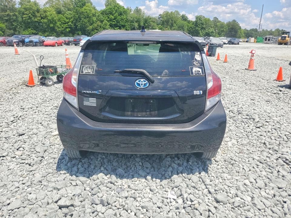 2016 TOYOTA PRIUS C ONE ONE 6