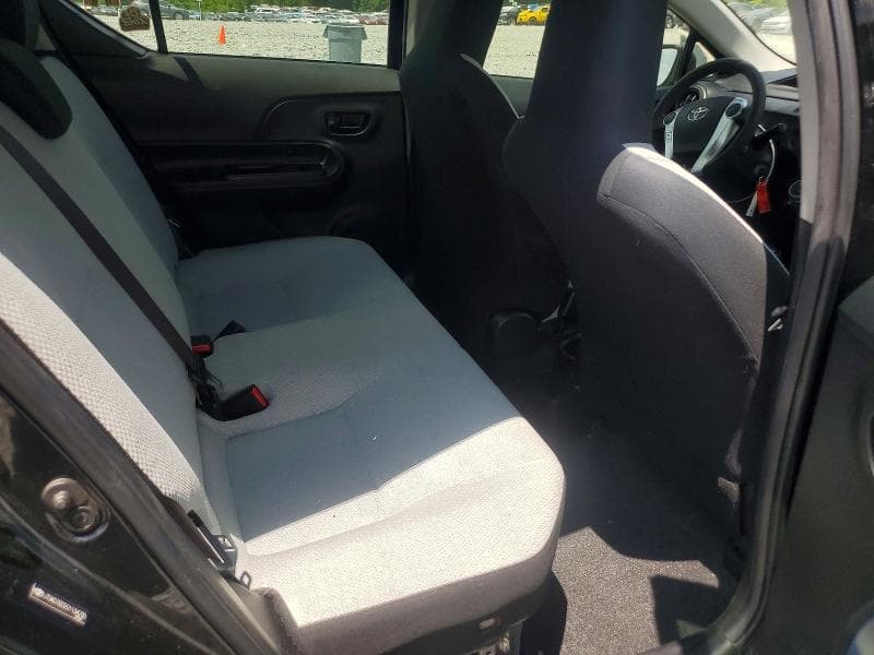 2016 TOYOTA PRIUS C ONE ONE 10