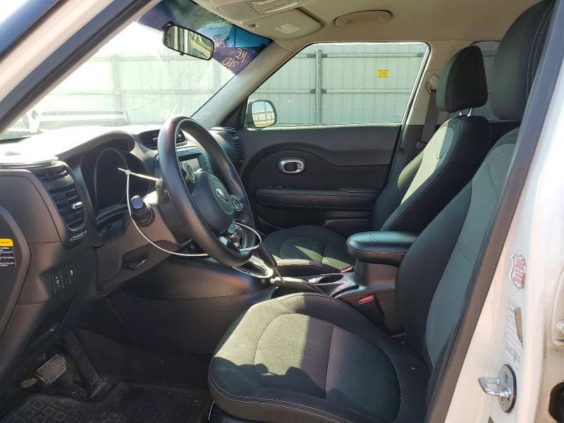 2019 KIA SOUL + 7