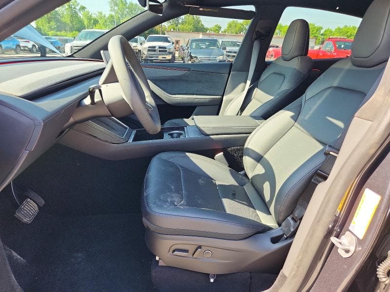 2026 TESLA MODEL Y 7