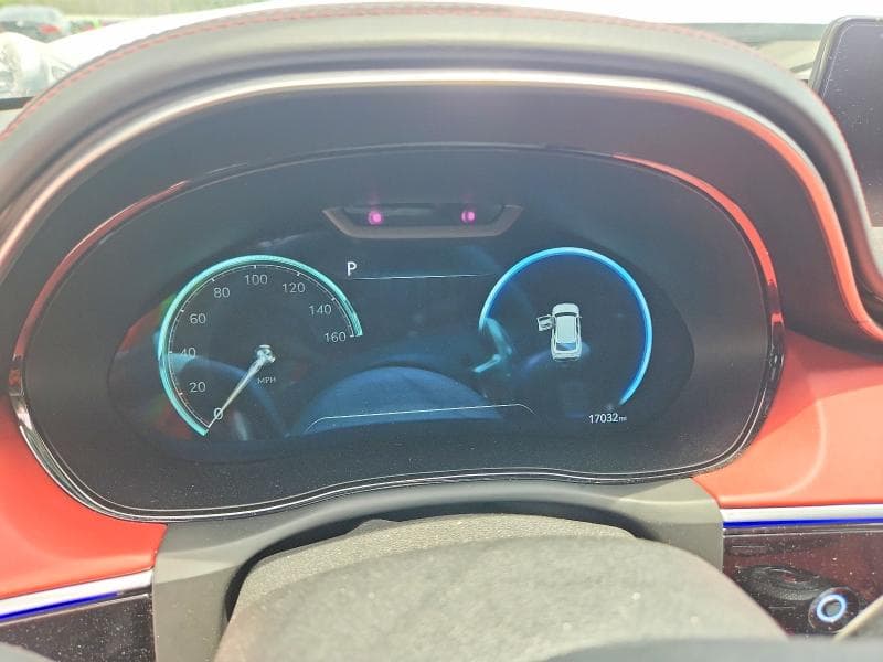 2024 GENESIS GV70 2.5T STANDARD 2.5T STANDARD 10