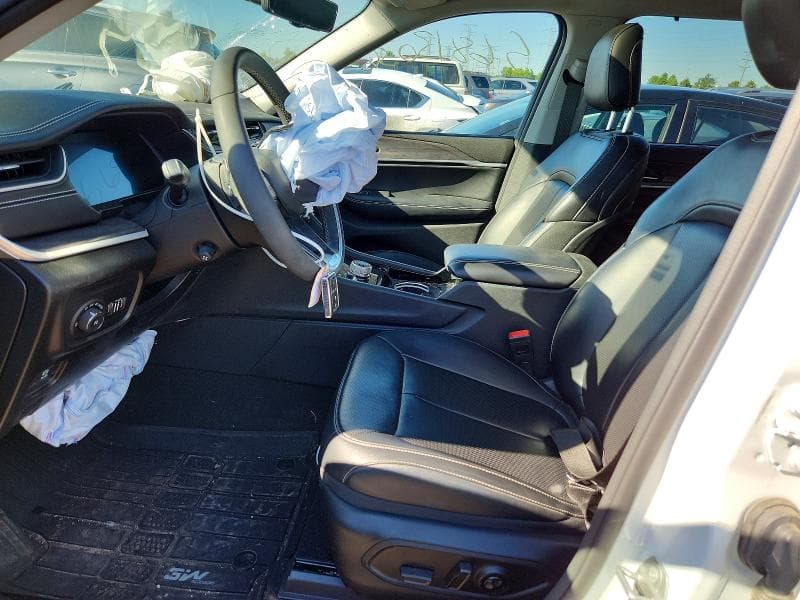 2023 JEEP GRAND CHEROKEE L LIMITED L LIMITED 7
