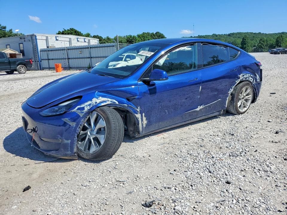 2023 TESLA MODEL Y 1