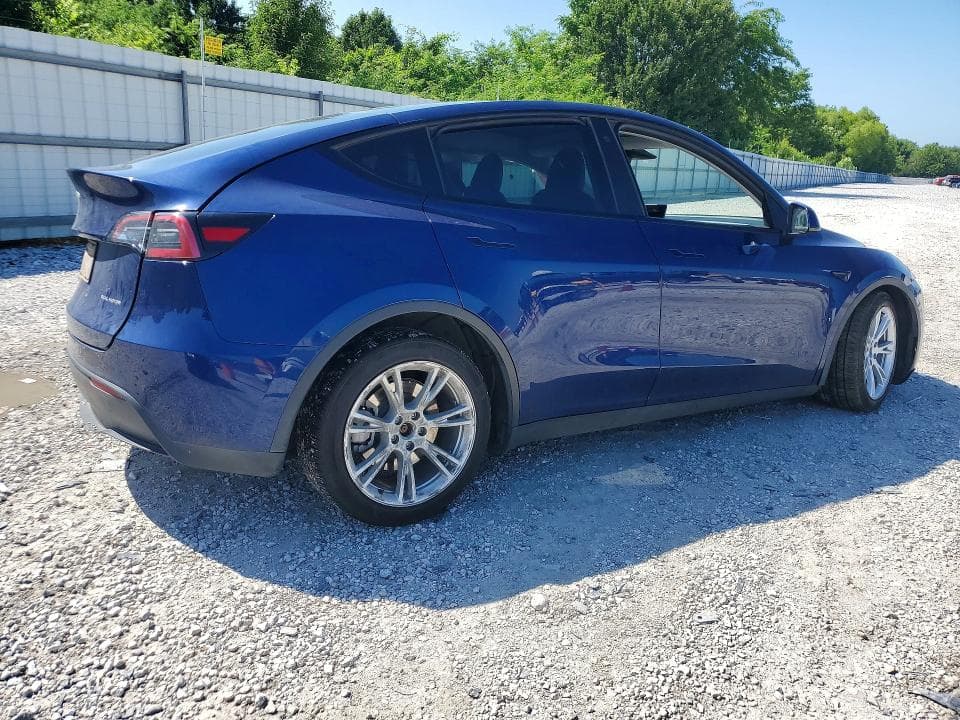 2023 TESLA MODEL Y 3