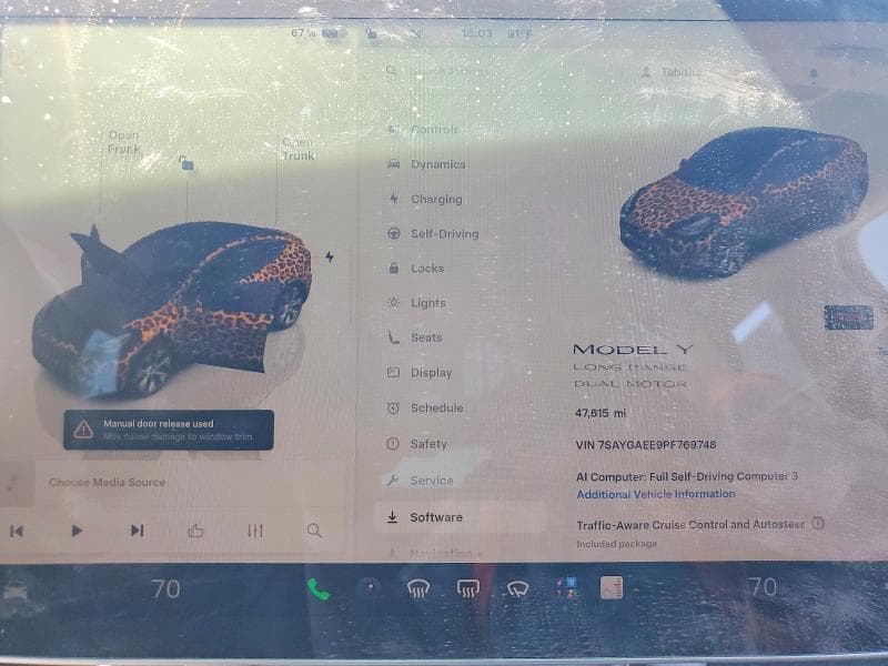 2023 TESLA MODEL Y 9