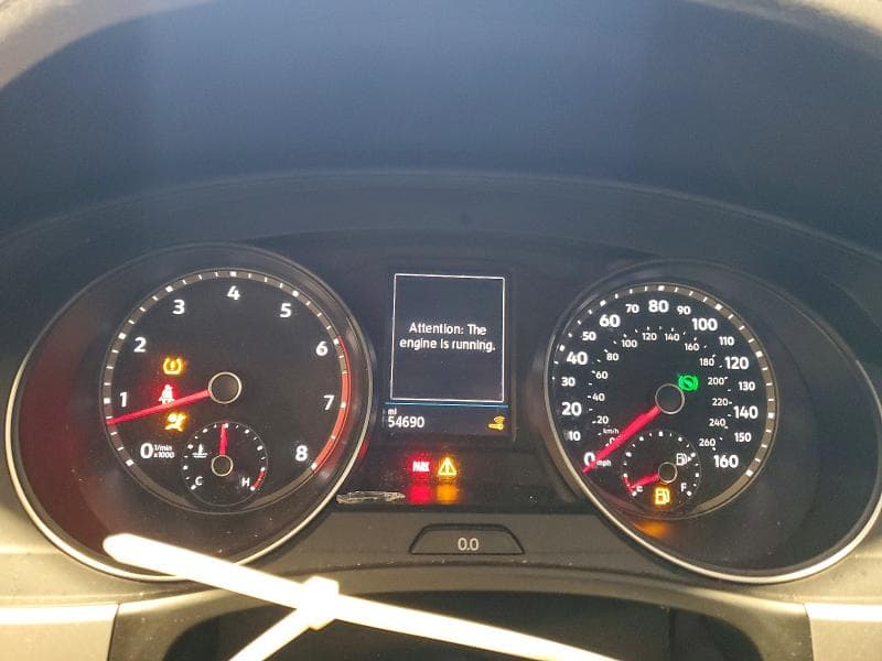 2021 VOLKSWAGEN ATLAS CROSS SPORT SE 9