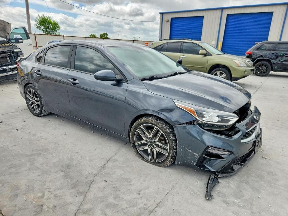 2019 KIA FORTE S S 4