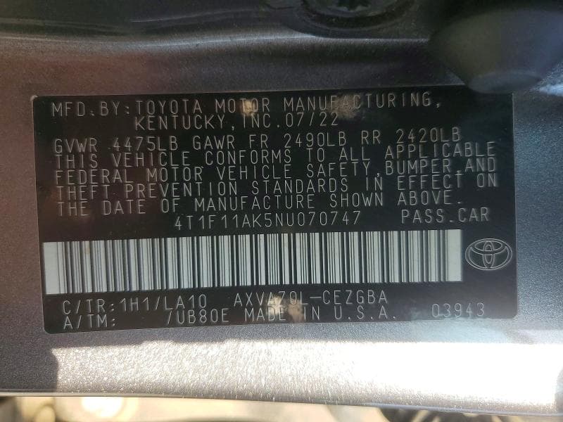 2022 TOYOTA CAMRY XLE 12