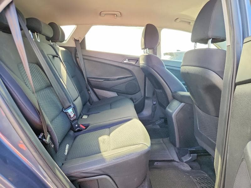 2019 HYUNDAI TUCSON SE SE 10