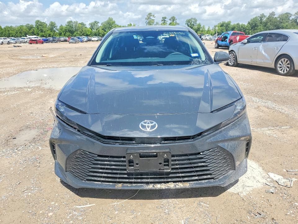 2026 TOYOTA CAMRY LE 5