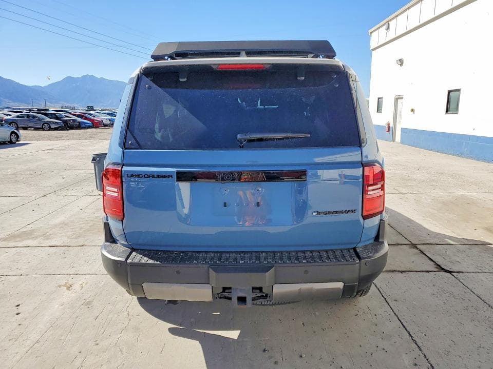 2025 TOYOTA LAND CRUISER BASE BASE 6
