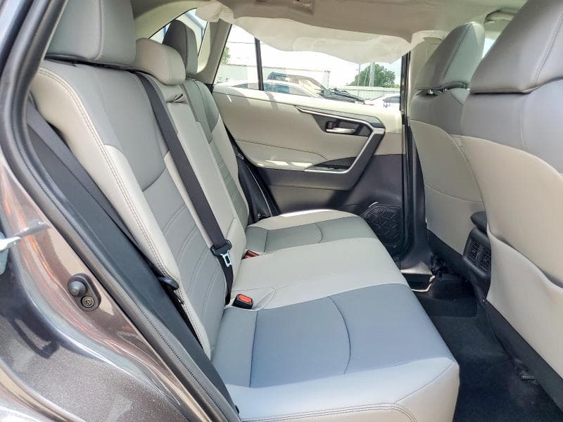 2024 TOYOTA RAV4 XLE PREMIUM XLE PREMIUM 11