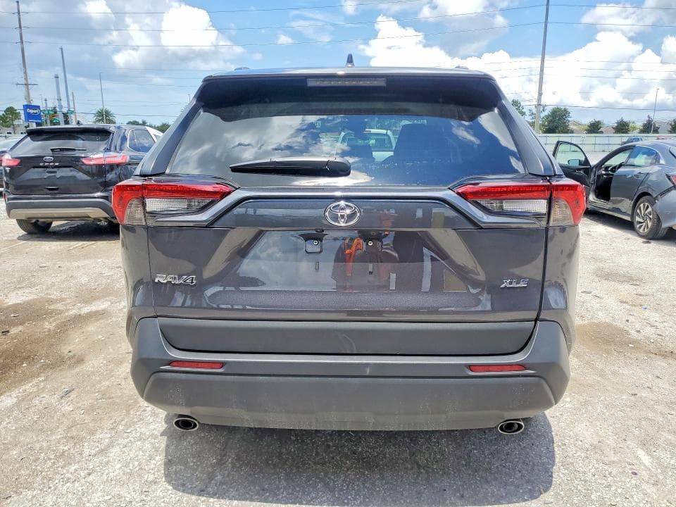 2024 TOYOTA RAV4 XLE PREMIUM XLE PREMIUM 6