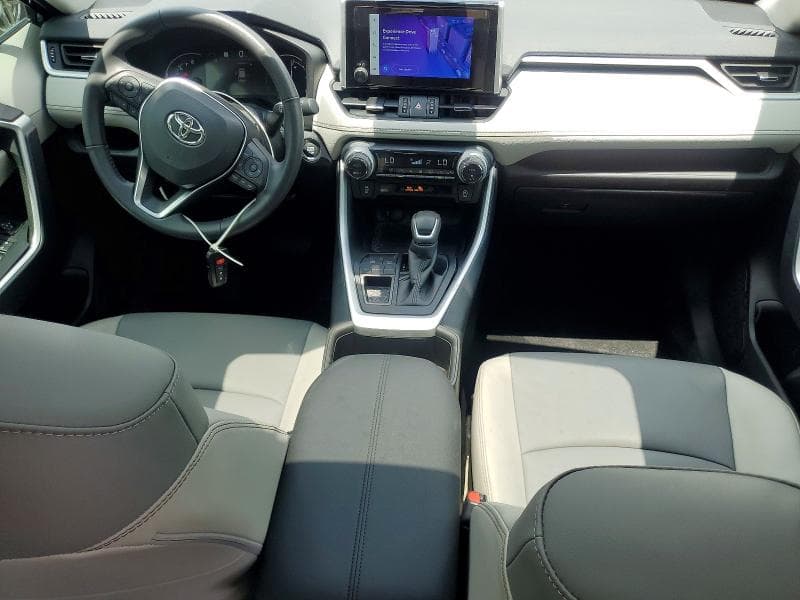 2024 TOYOTA RAV4 XLE PREMIUM XLE PREMIUM 8