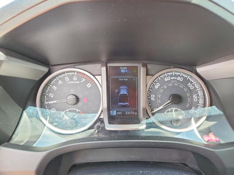 2018 TOYOTA TACOMA SR5 V6 9