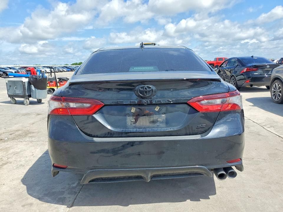 2023 TOYOTA CAMRY SE 6